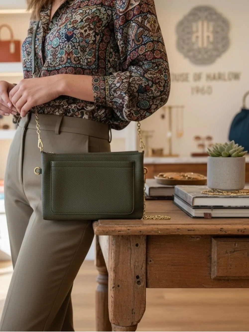 House of Harlow olive green faux leather crossbody bag mutiple compartments